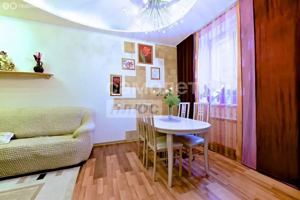 2-комнатная квартира: Волжский, площадь Труда, 15 (79.6 м) - Фото 1