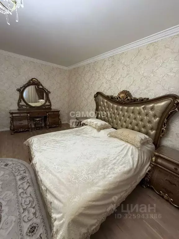 Дом в Кабардино-Балкария, Нальчик ул. Михаила Яхогоева, 75 (279 м) - Фото 1