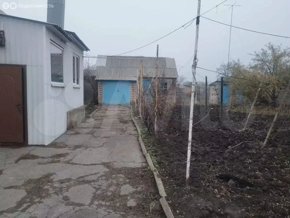 Дом в Каменск-Шахтинский, микрорайон Лиховской, Переездный переулок, 9 ... - Фото 1