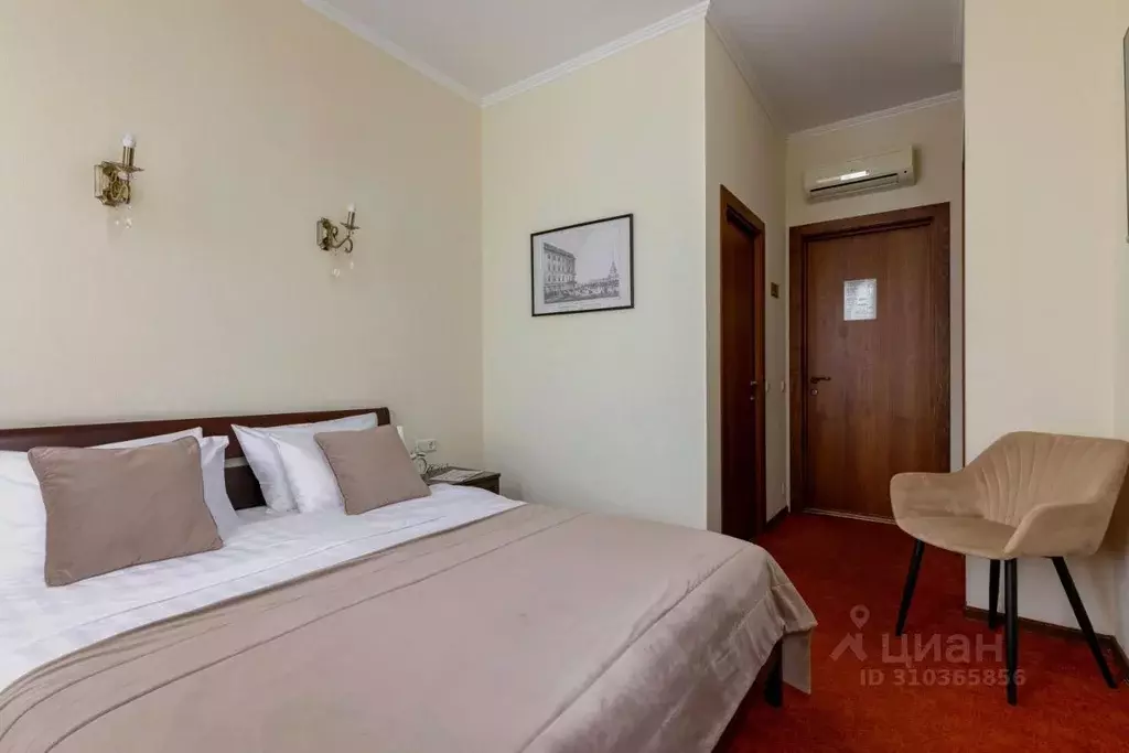 Комната Санкт-Петербург Гороховая ул., 3 (18.0 м) - Фото 0