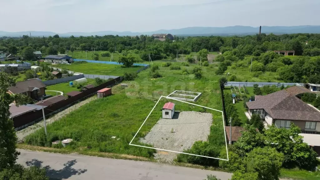 Участок в Приморский край, Артемовский городской округ, с. Кневичи ул. ... - Фото 0