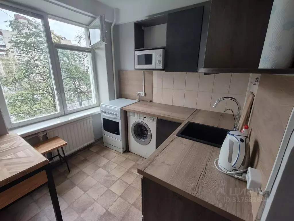 2-к кв. Санкт-Петербург ул. Карпинского, 22 (41.5 м) - Фото 1