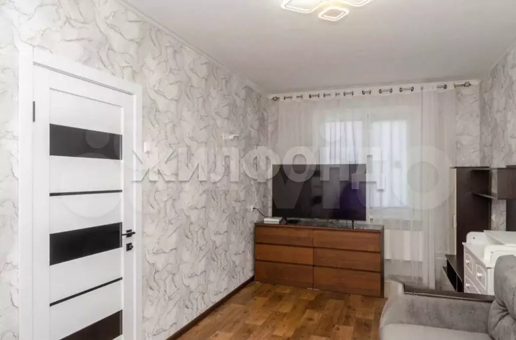 1-к. квартира, 42,5 м, 10/10 эт. - Фото 0