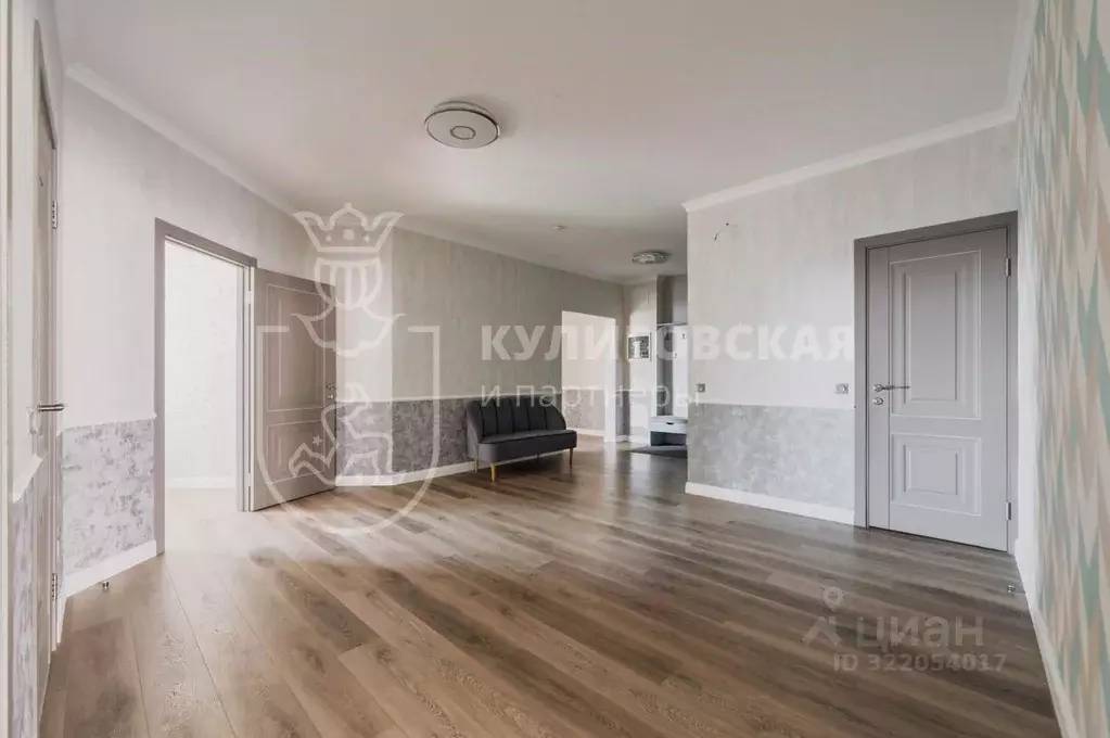 3-к кв. Свердловская область, Екатеринбург ул. Московская, 77 (145.7 ... - Фото 1