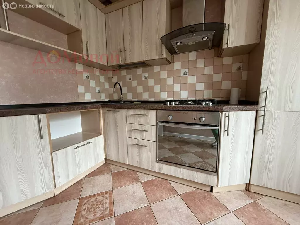 2-комнатная квартира: Смоленск, улица Юрьева, 13 (52 м) - Фото 1