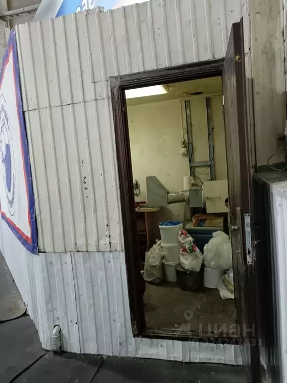 Помещение свободного назначения в Омская область, Омск ул. 70 лет ... - Фото 1