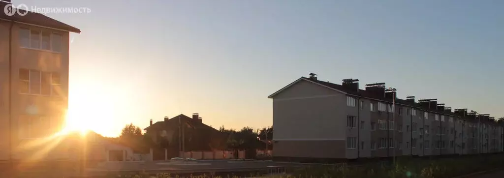 1-комнатная квартира: село Ямное, улица Генерала Бакланова, 1 (42.9 м) - Фото 1