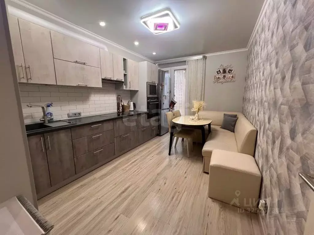 1-к кв. Московская область, Балашиха Московский проезд, 13 (45.0 м) - Фото 1