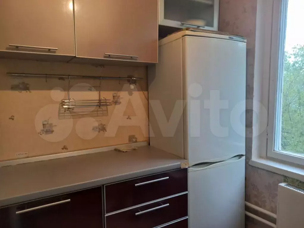 Комната 16 м в 3-к., 4/9 эт. - Фото 0