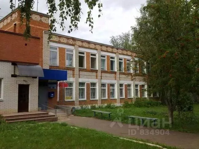Офис в Удмуртия, Алнашский район, с. Алнаши Комсомольская ул., 10 (150 ... - Фото 0