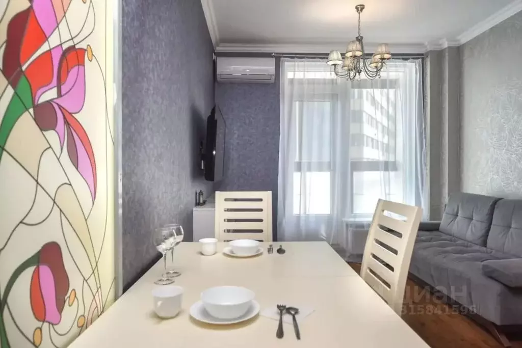 2-к кв. Татарстан, Казань ул. Сибгата Хакима, 60 (45.0 м) - Фото 1