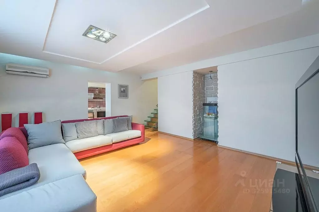 3-к кв. Свердловская область, Екатеринбург ул. Фролова, 29 (118.0 м) - Фото 1