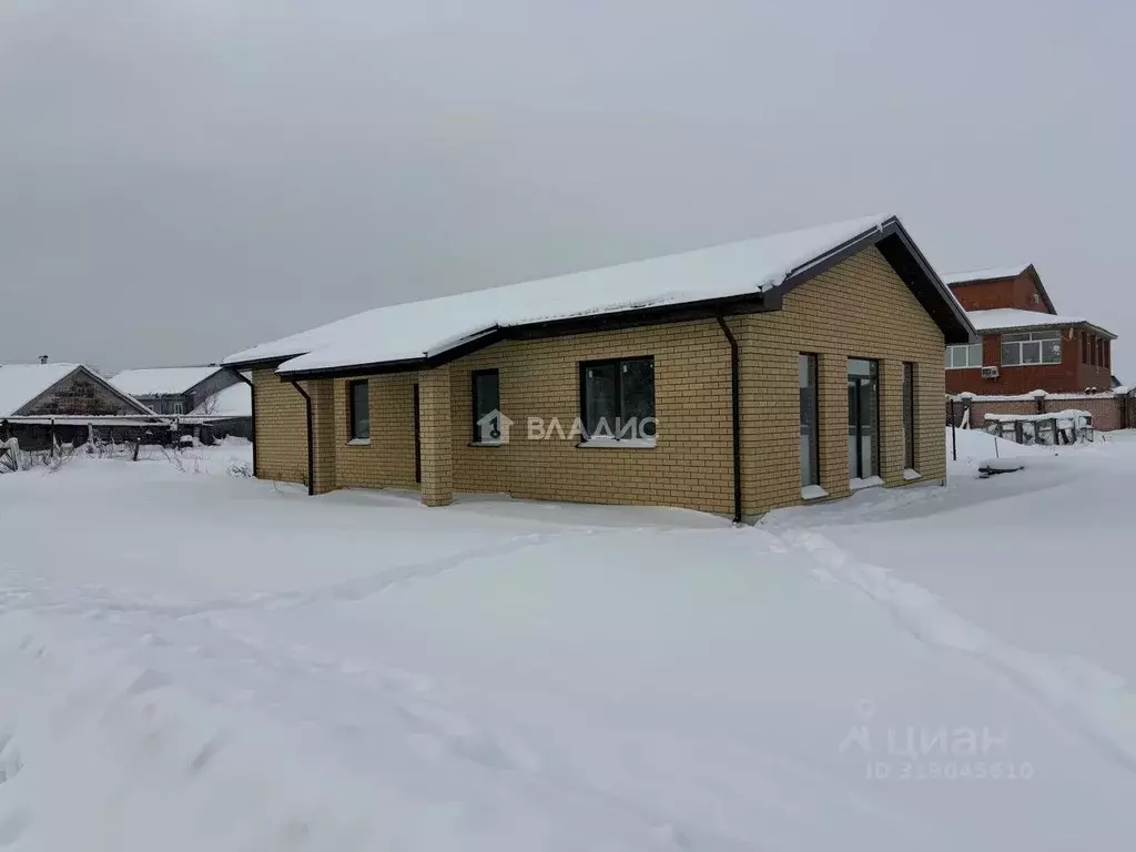 Дом в Владимирская область, Ковровский район, Малыгинское с/пос, д. ... - Фото 1