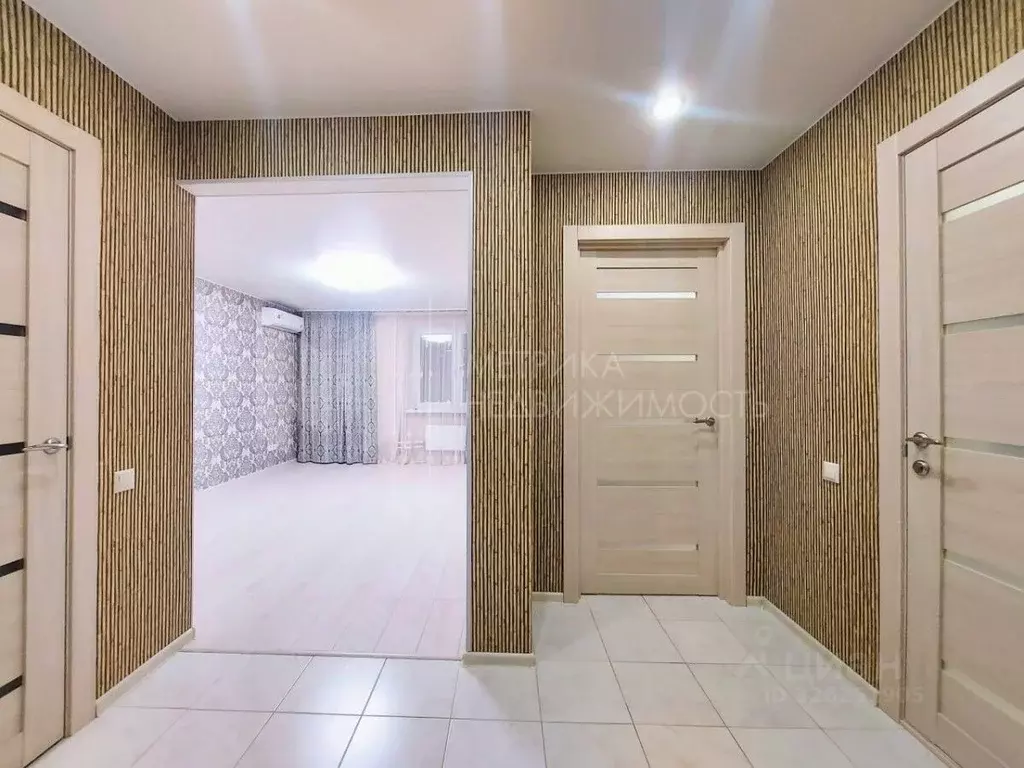 1-к кв. Тюменская область, Тюмень Кремлевская ул., 102А (37.8 м) - Фото 1