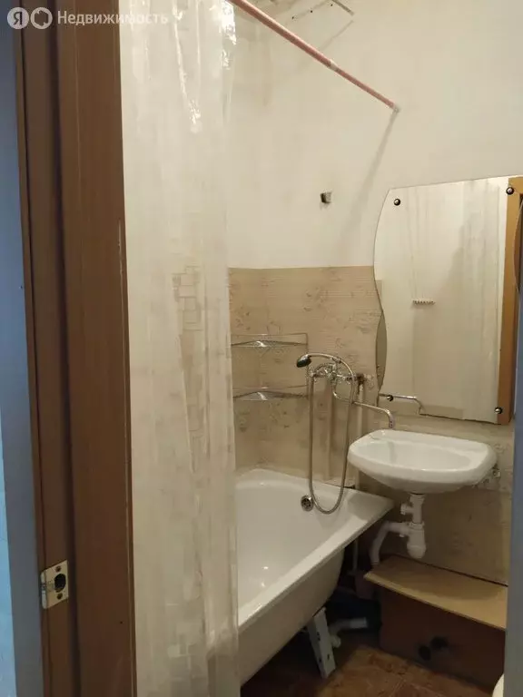 1-комнатная квартира: Сыктывкар, проспект Бумажников, 3/16 (31.7 м) - Фото 1