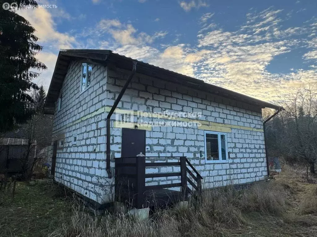 Дом в Ленинградская область, Кировское городское поселение, ... - Фото 1
