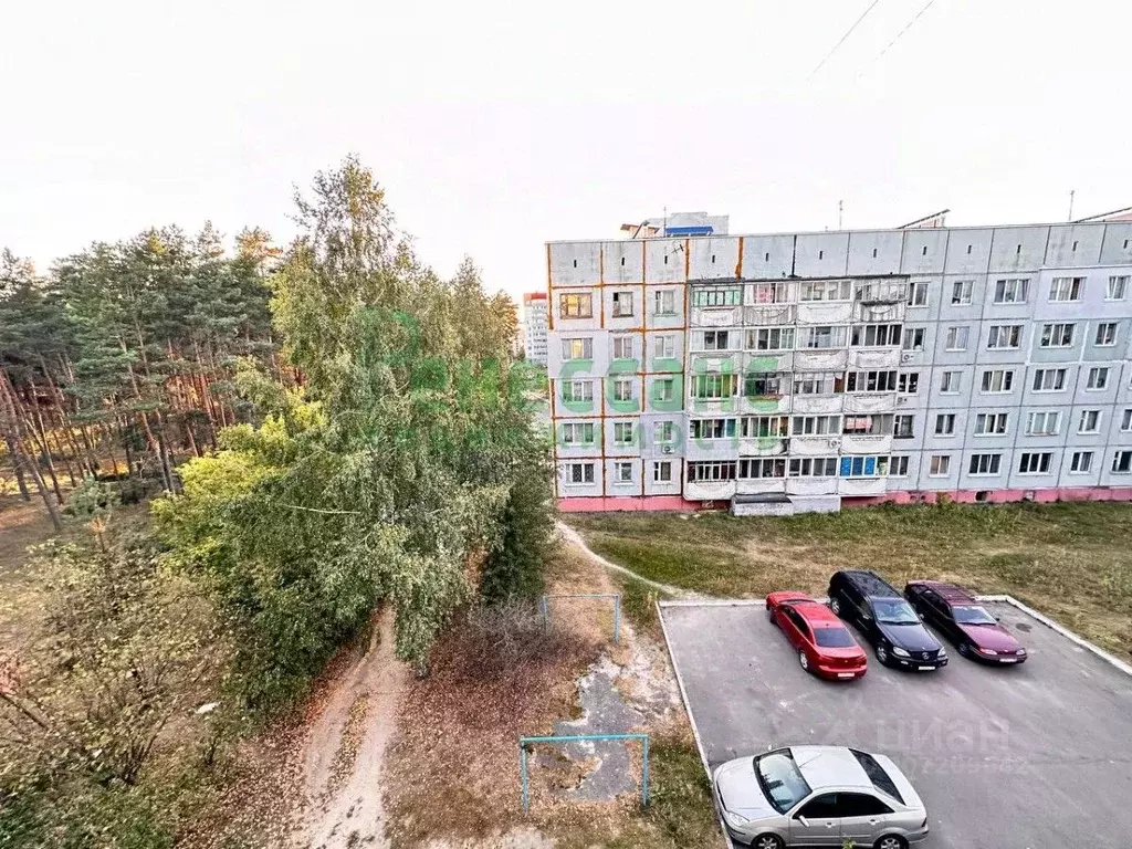 3-к кв. Брянская область, Брянск Уральский пер., 14 (63.0 м) - Фото 0