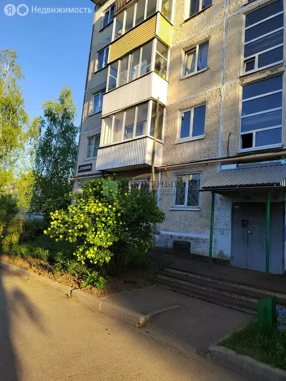 2-комнатная квартира: Ижевск, улица Ворошилова, 75 (48.5 м) - Фото 1