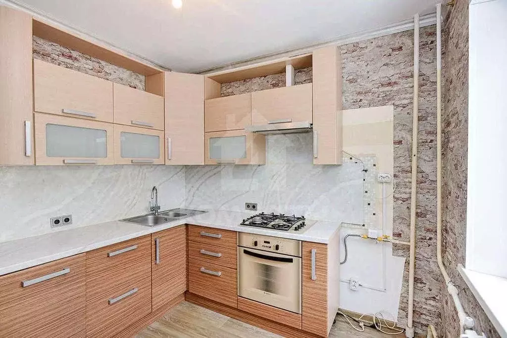 3-к кв. Воронежская область, Воронеж ул. Миронова, 39 (68.0 м) - Фото 0