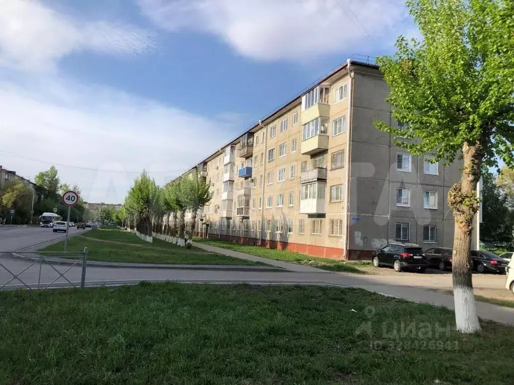 2-к кв. Омская область, Омск ул. 50 лет ВЛКСМ, 8 (44.1 м) - Фото 1