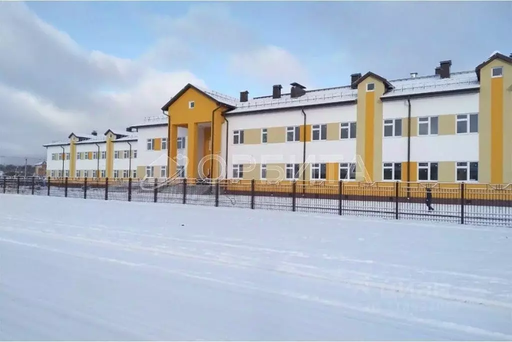 Участок в Тюменская область, Тюменский район, д. Ушакова Зеленая ул. ... - Фото 1