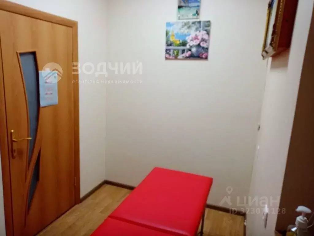 Офис в Чувашия, Чебоксары ул. Ломоносова, 2 (10 м) - Фото 2