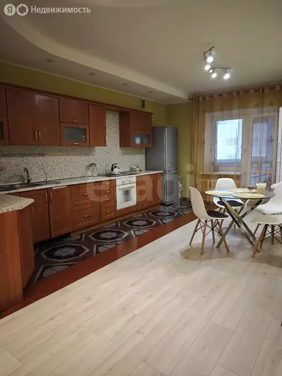 3-комнатная квартира: Брянск, улица Богдана Хмельницкого, 37 (114 м) - Фото 2