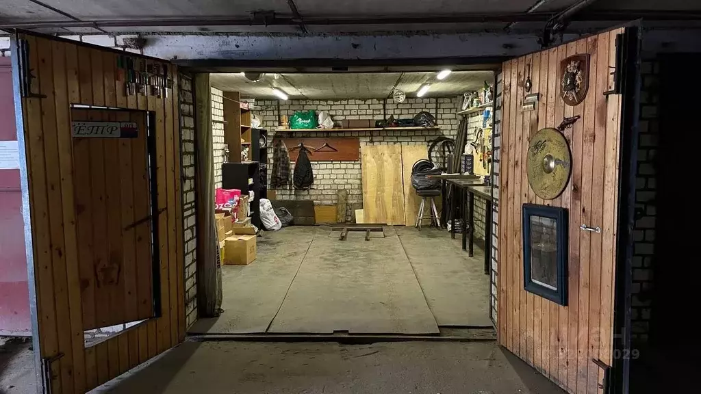 Гараж в Московская область, Красногорск Успенская ул., 1 (46 м) - Фото 1