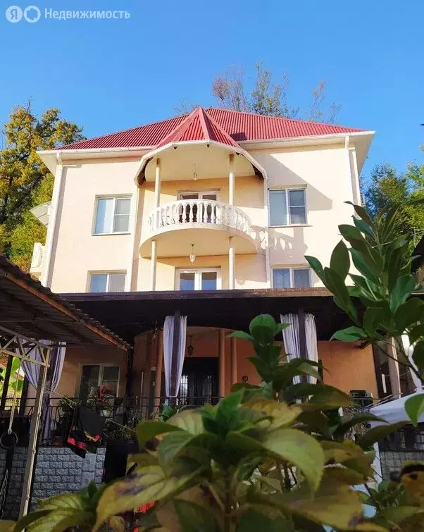 Дом в Сочи, Сухумское шоссе, 33/31 (600 м) - Фото 0