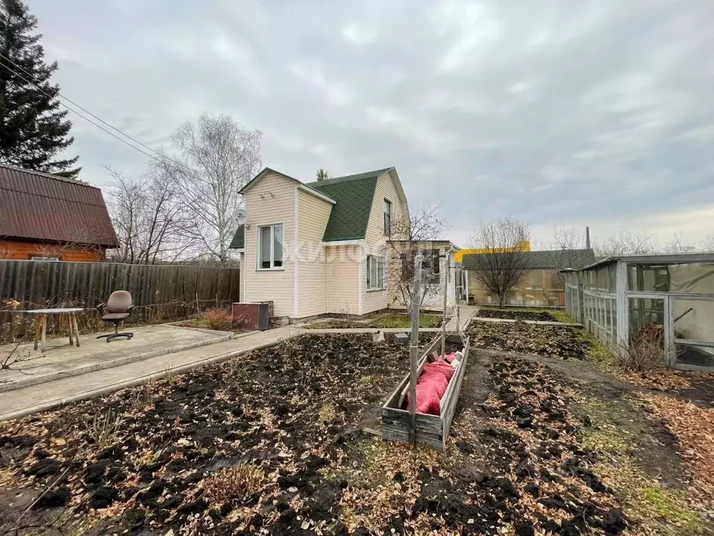 Дом в Новосибирская область, Новосибирск Ленинградская ул. (73 м) - Фото 0