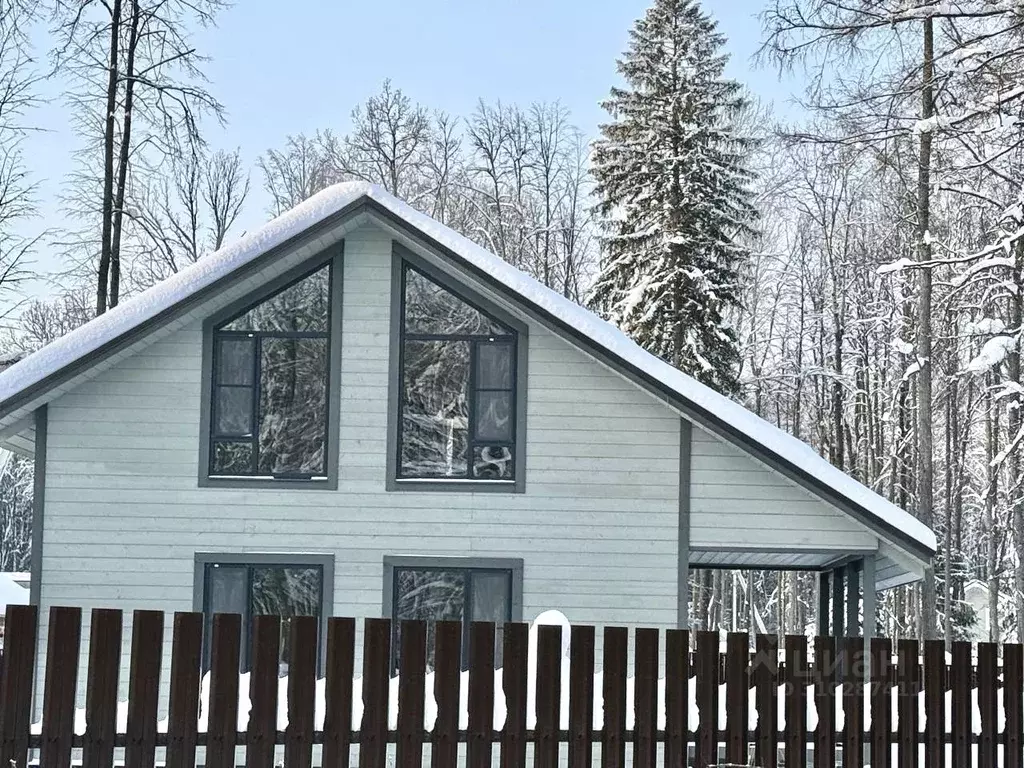 Дом в Калужская область, Жуковский муниципальный округ, Истье с/пос, ... - Фото 1