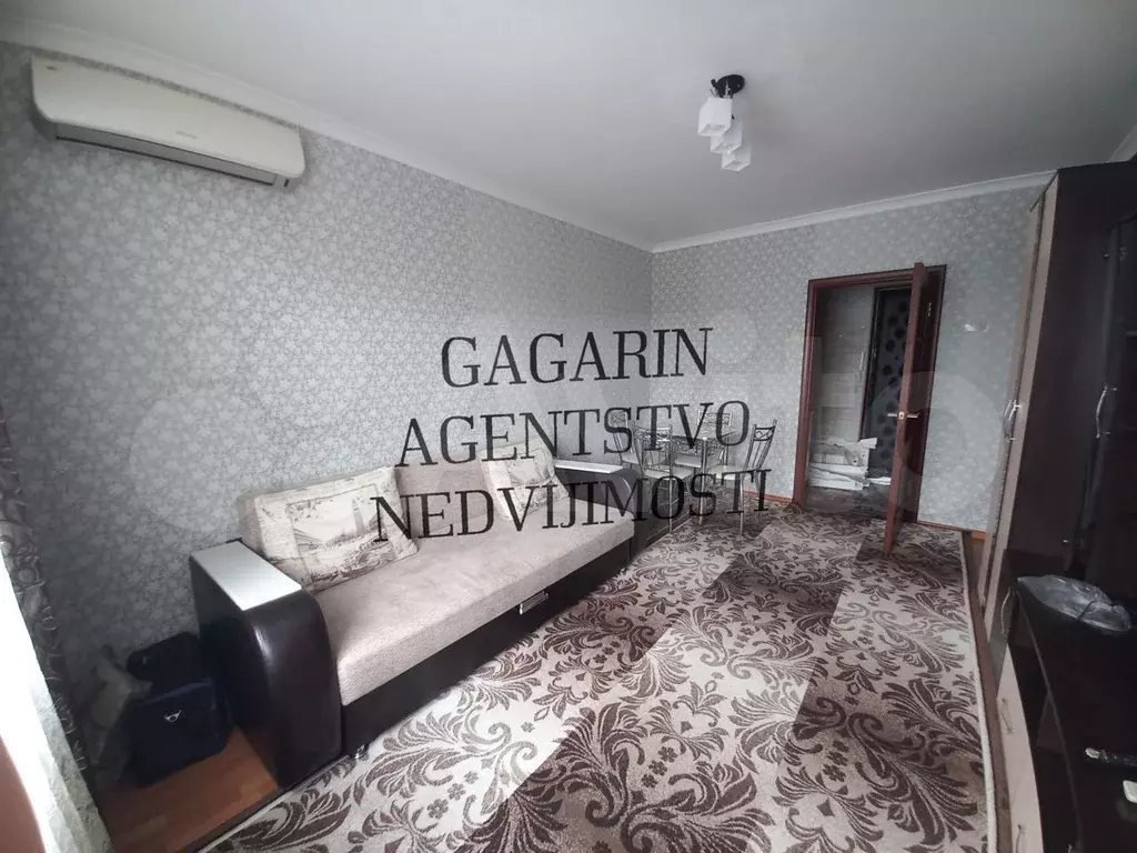 2-к. квартира, 40м, 9/9эт. - Фото 0