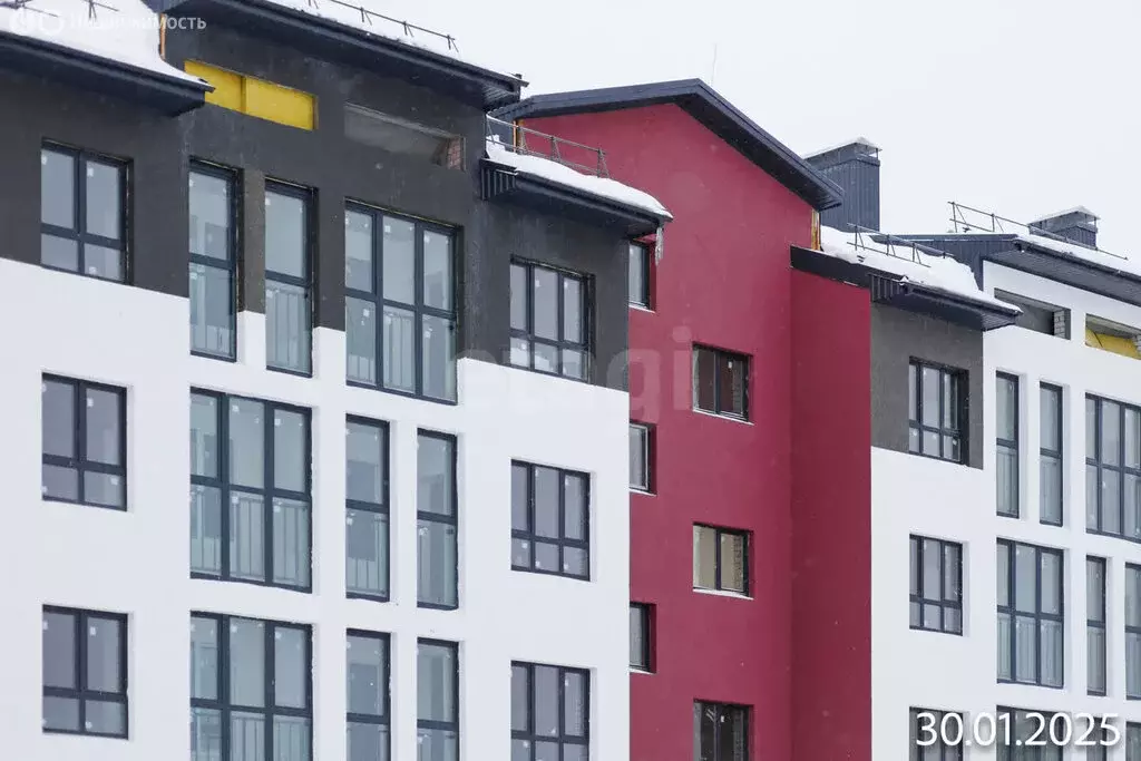 Квартира-студия: Тюмень, улица Василия Севергина, 2к3 (35.66 м) - Фото 1
