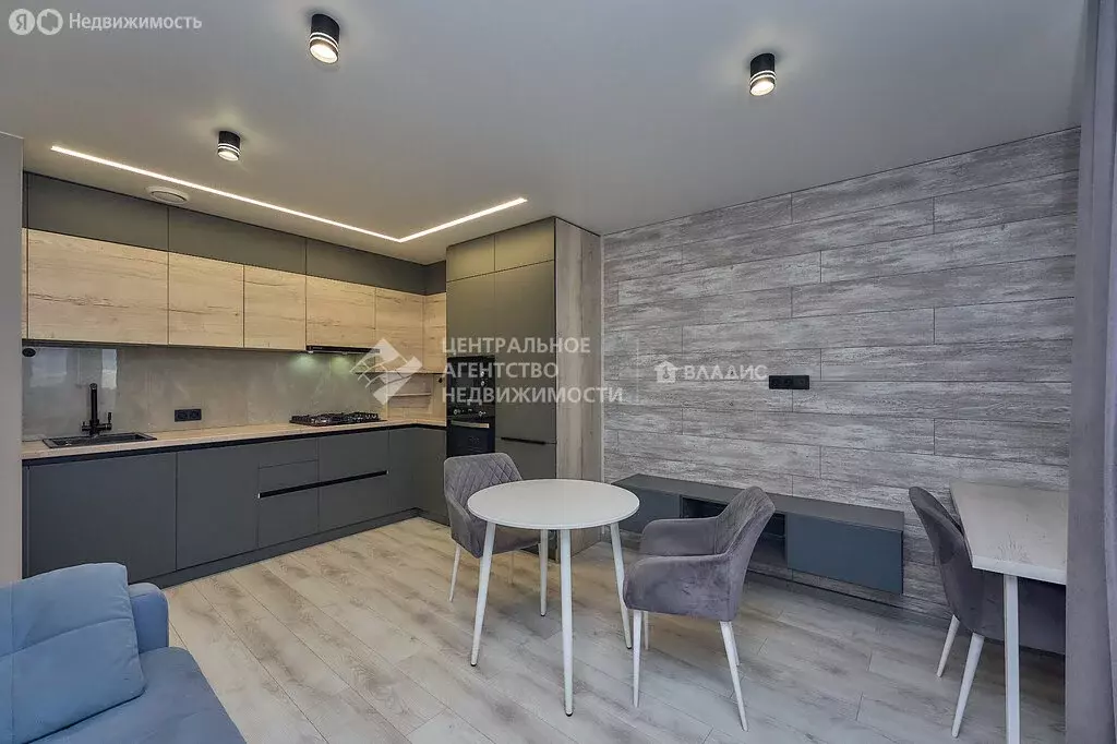 1-комнатная квартира: Рязань, Брестская улица, 5 (40 м) - Фото 2