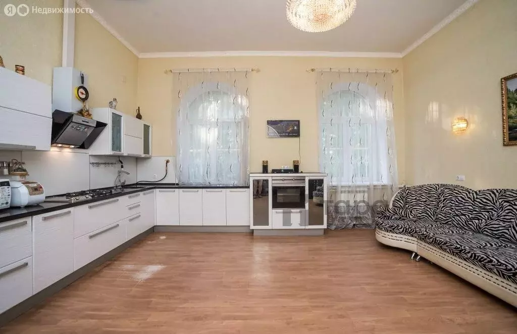 Дом в Рощино, Радужная улица, 28 (350.1 м) - Фото 1