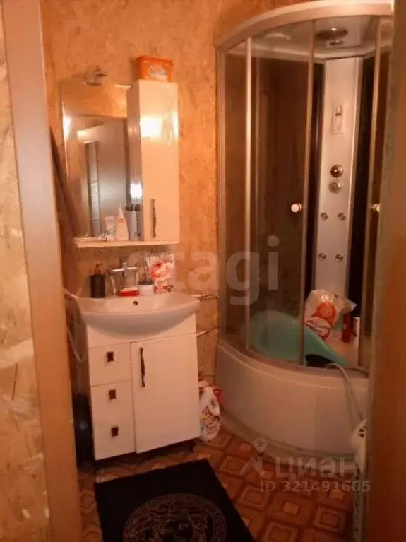 2-к кв. Псковская область, Псков Лесная ул., 15 (47.7 м) - Фото 0