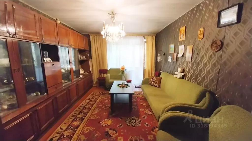 3-к кв. Новгородская область, Валдай ул. Радищева, 62 (60.0 м) - Фото 0