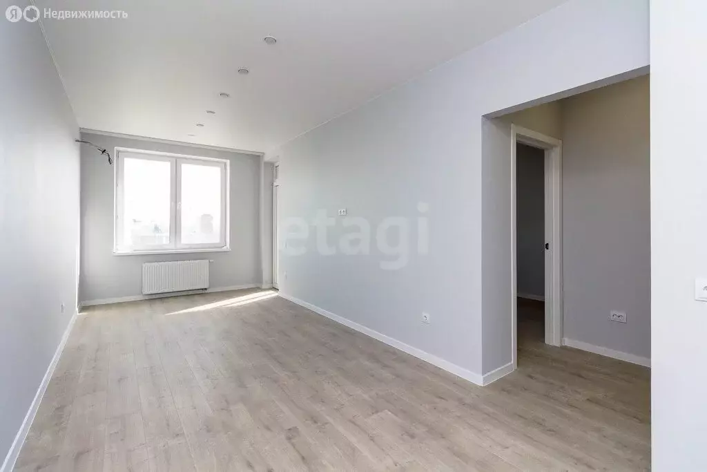 1-комнатная квартира: Тюмень, Краснооктябрьская улица, 8 (37.4 м) - Фото 2