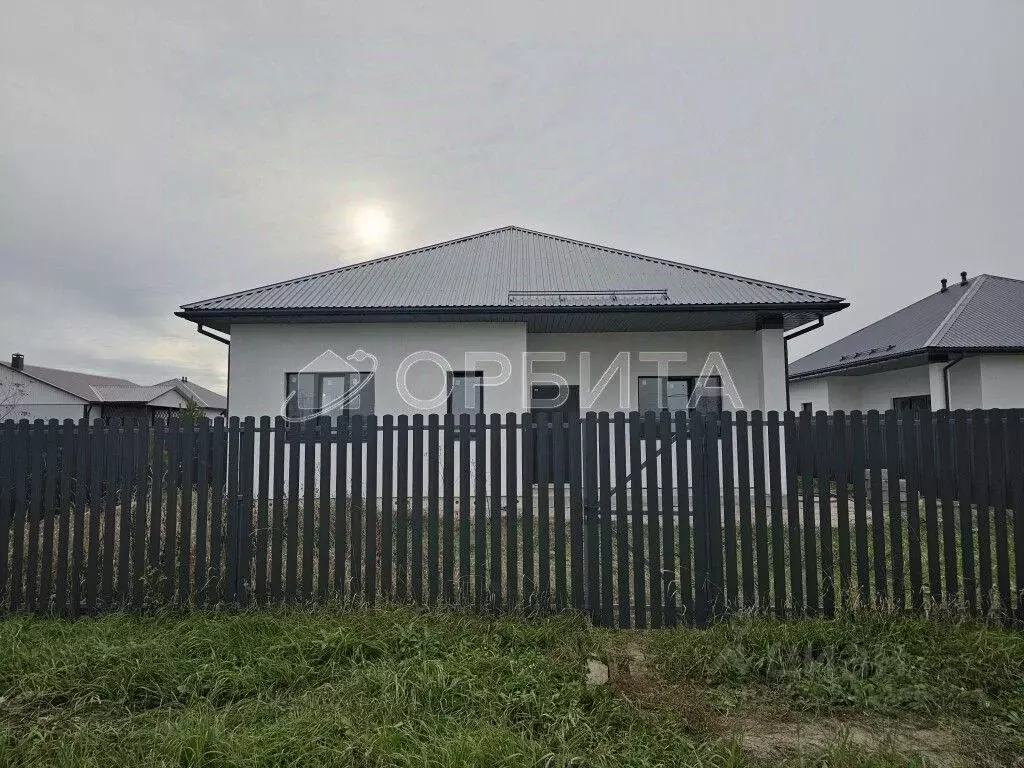 Дом в Тюменская область, Тюменский муниципальный округ, с. Гусево  ... - Фото 2