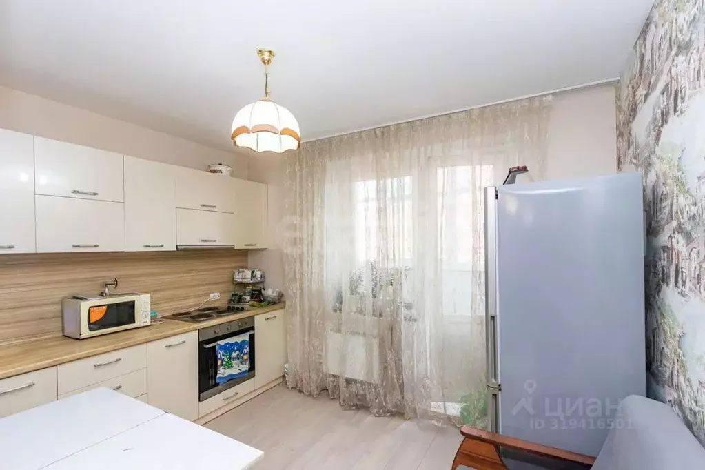 1-к кв. Тюменская область, Тюмень Кремлевская ул., 89 (43.6 м) - Фото 0