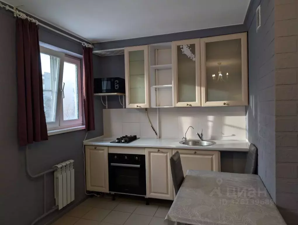 Студия Свердловская область, Екатеринбург ул. Громова, 140 (28.0 м) - Фото 1