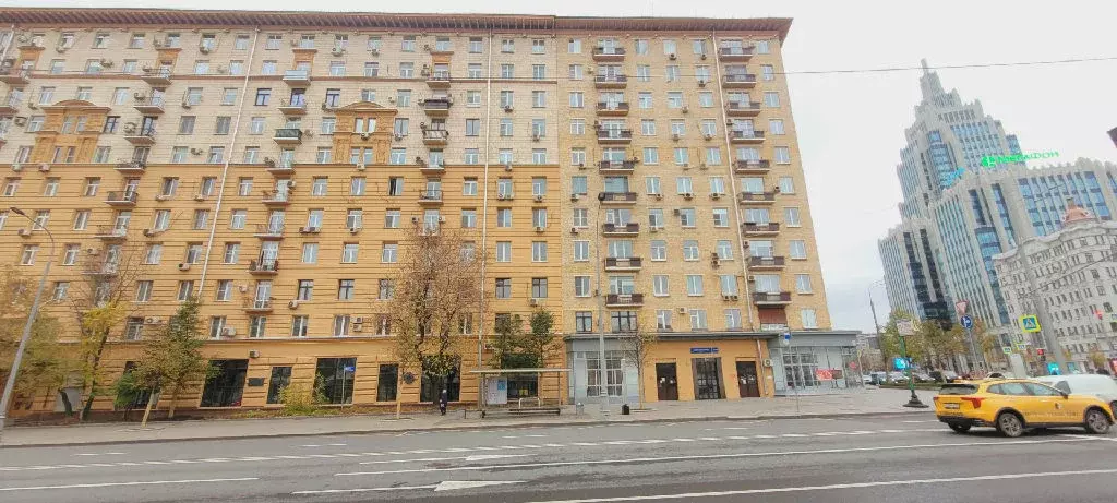 Продается 3-комнатная квартира - Фото 1