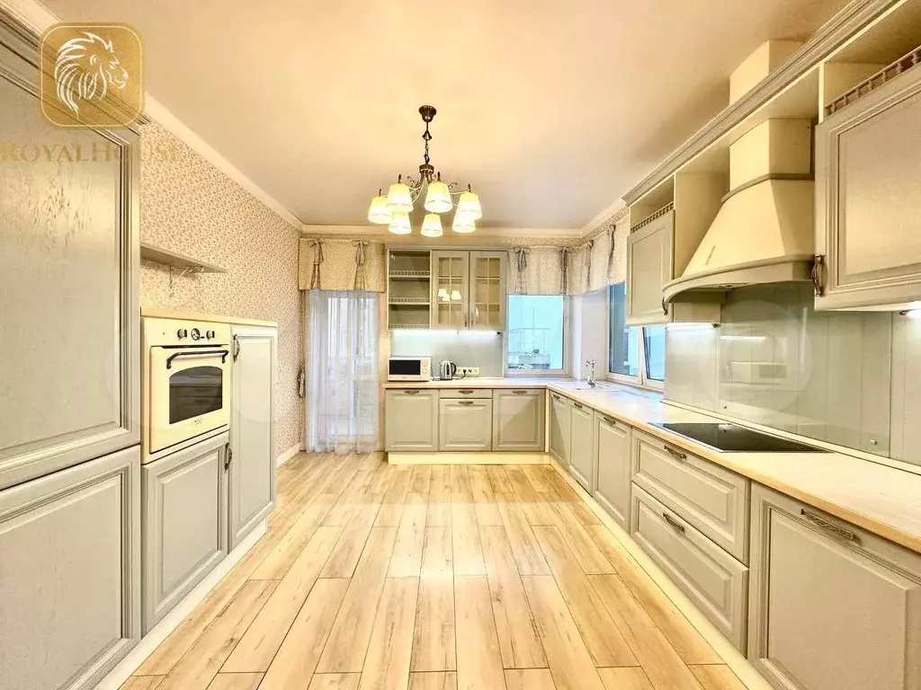 2-к. квартира, 87 м, 2/9 эт. - Фото 1