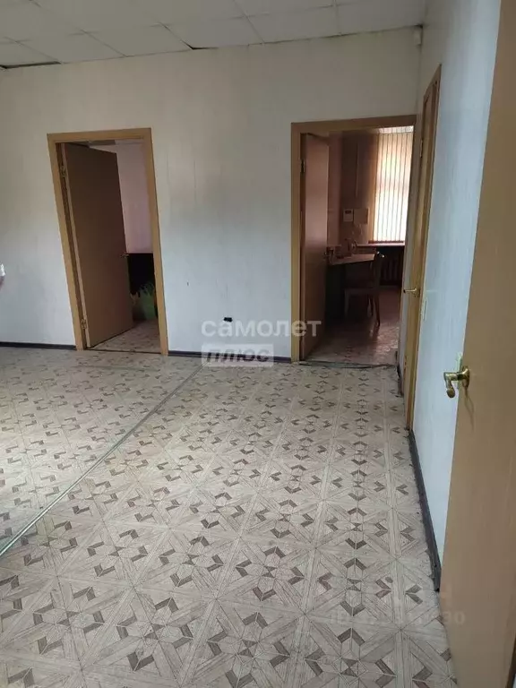 3-к кв. Челябинская область, Челябинск ул. Сталеваров, 13 (86.4 м) - Фото 2