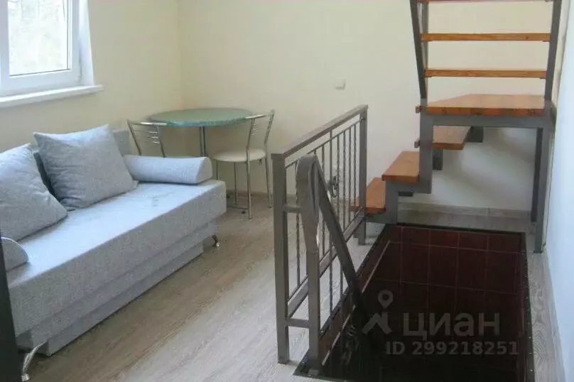 Дом в Крым, Ялта муниципальный округ, Симеиз пгт  (40 м) - Фото 2