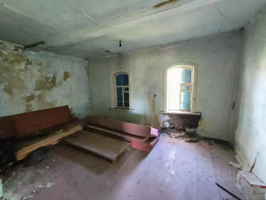 Дом в Краснодарский край, Лабинский район, Каладжинская ст-ца ул. ... - Фото 1