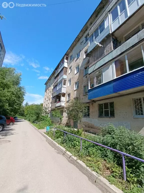 2-комнатная квартира: Пермь, улица Чехова, 2 (45 м) - Фото 1