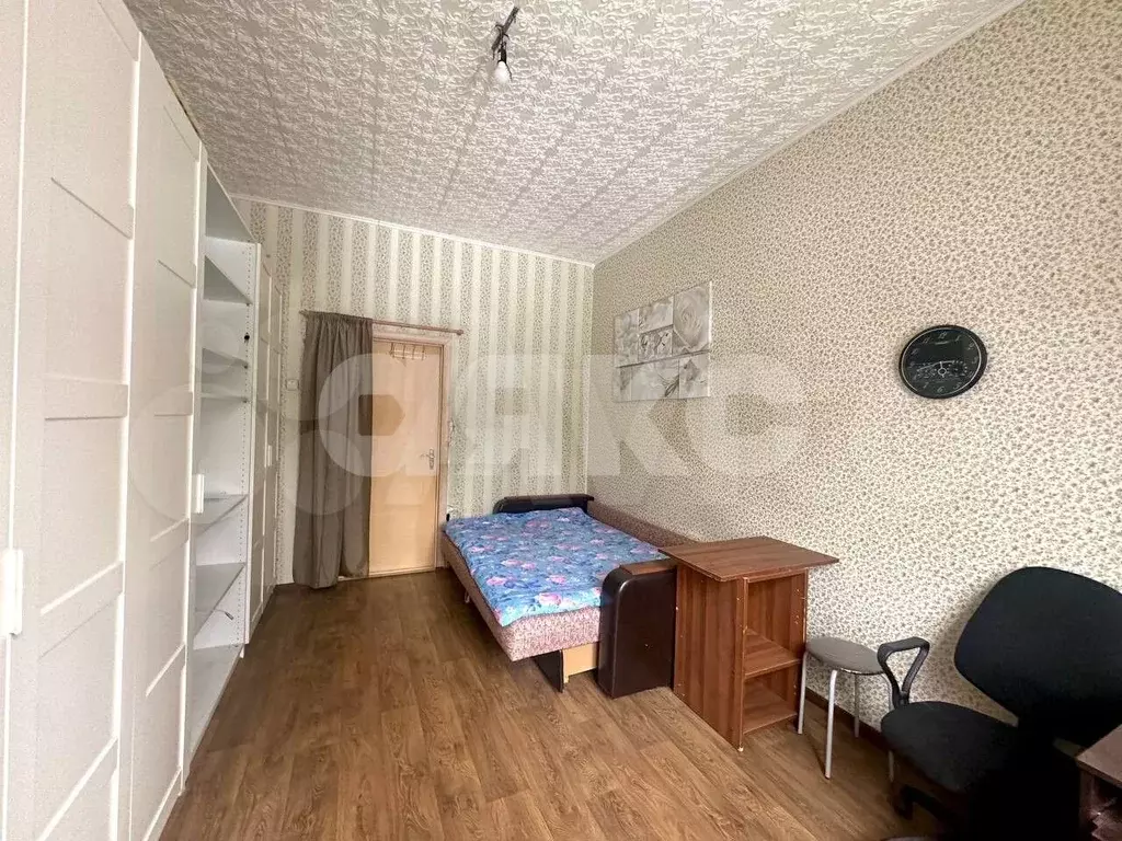 Комната 15,8 м в 3-к., 2/5 эт. - Фото 1