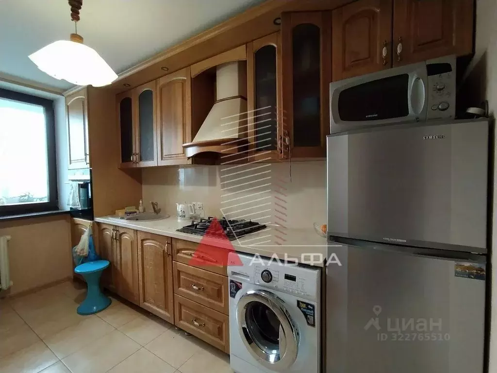 4-к кв. Крым, Евпатория ул. Имени 60-летия Октября, 18А (90.0 м) - Фото 2