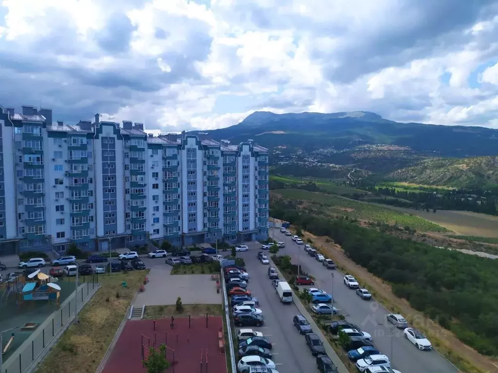 2-к кв. Крым, Алушта ул. 60 лет СССР, 1 (57.0 м) - Фото 1